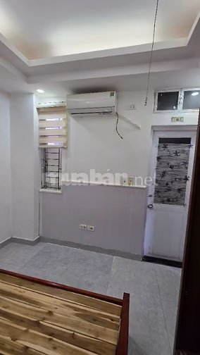 Cho thuê căn hộ CCMN 1N1K full đồ, có ban công giá 5M ngõ 225 Quan Hoa
