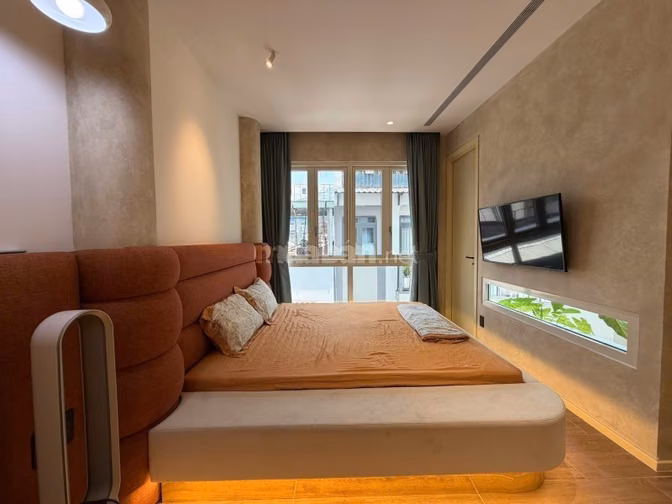 Chính chủ bán nhà hẻm 7B/... Thành Thái Q.10 - 127m2 sàn - 2pn lớn