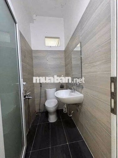 Cho thuê Nhà hẻm xe tải Phạm văn Bạch phường 15 Quận Tân Bình