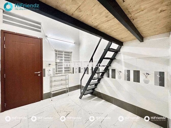 CHO THUE PHÒNG DUPLEX SIÊU RỘNG NGAY AEON MALL QUA CÔNG THƯƠNG 5p