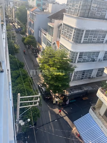Bán căn nhà mặt tiền Ca Văn Thỉnh 6 tầng có thang máy khu Bàu Cát 