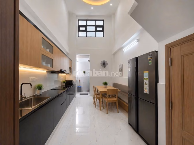 Hẻm Xe Hơi Đỗ Cửa - TT Bình Thạnh - Nhà 5 Tầng 