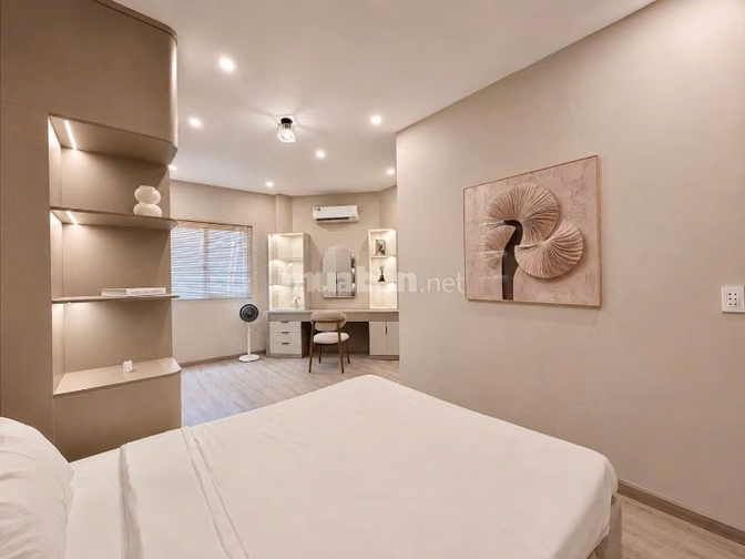 Sát MT Võ Văn Tần P.5 Q.3- 4 tầng 3 PN 3WC- nhà mới - nhỉnh 7 tỷ