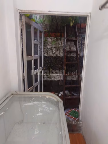 Khu vực yên bình, ko ngập nước dân cư văn minh. Tiện lợi đi hướng Sài 