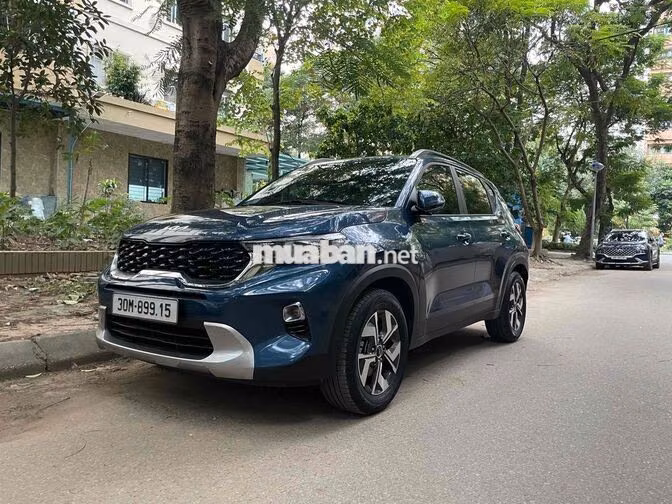 Kia Sonet Tiêu chuẩn Xanh 70000 km