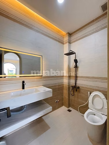 Dòng tiền 130tr/tháng CHDV cao cấp Hoàng Sa sát Quận 3, khoán 5 năm  