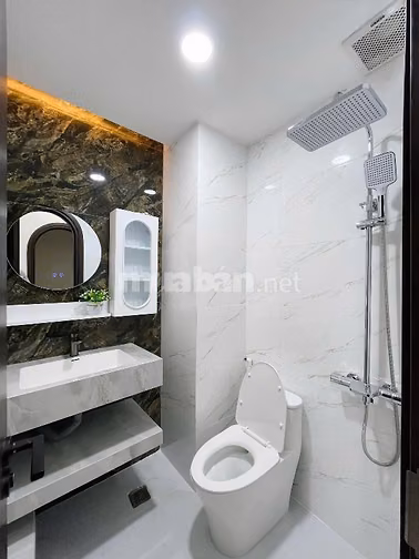 Dòng tiền 130tr/tháng CHDV cao cấp Hoàng Sa sát Quận 3, khoán 5 năm  