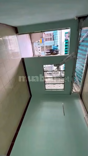 CĂN 1: CHO THUÊ NHÀ HẺM 4,5M(XH) HỒ THỊ KỶ, P.1, Q.10, 10TR.