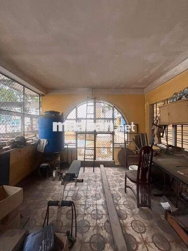 Cho thuê nhà 2 MT, NTMK Q1: tầng 1+sân thượng view sieu chill,