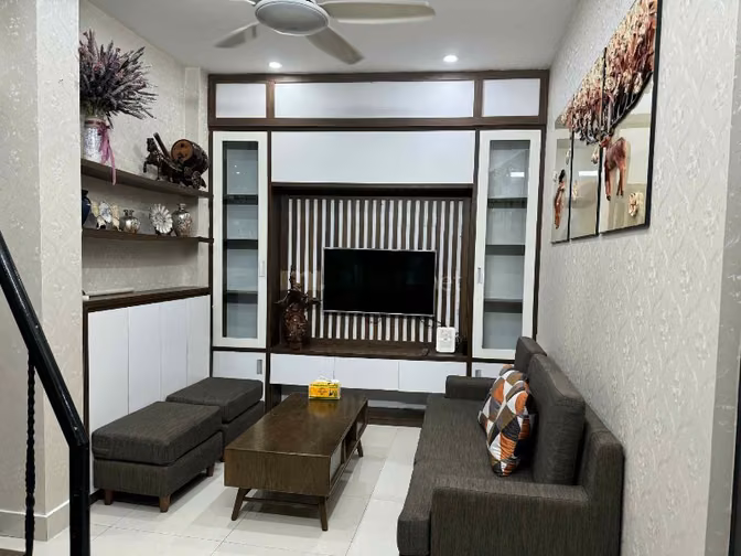 Bán nhà ngõ số 8 Hàng thùng, sàn 36m, sử dụng 55m, giá 8T