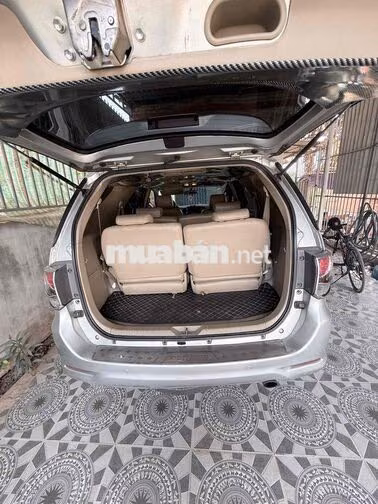 Toyota Fortuner 2015 Số sàn Bạc