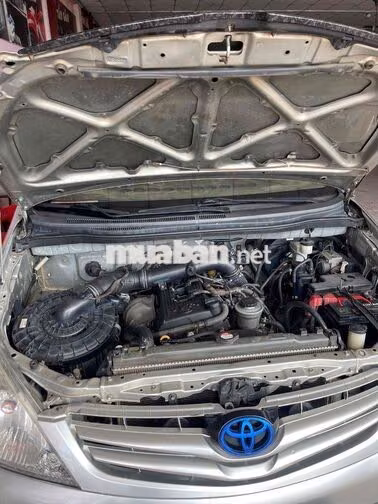 Toyota Innova 2008 Bạc