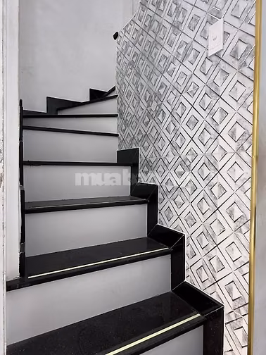 BÁN NHÀ BTCT GIÁ 3 TỶ - ÔNG ÍCH KHIÊM QUẬN 11
