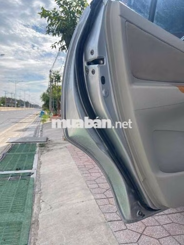 Toyota Innova 2008 Bạc