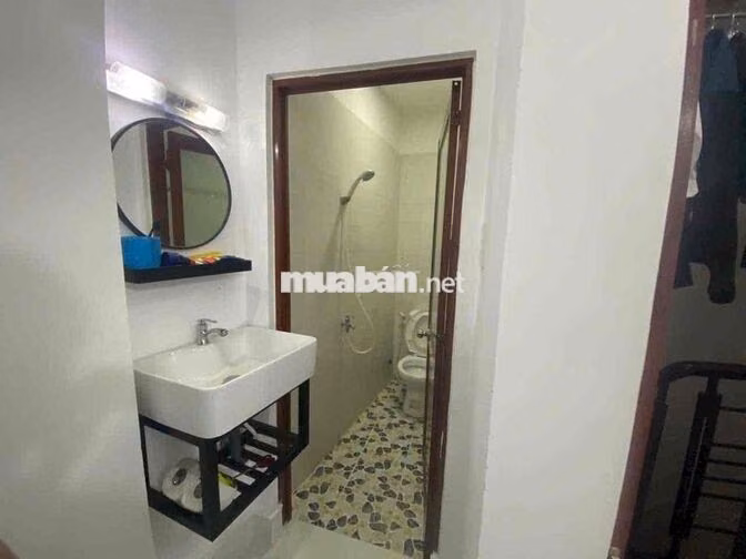 🔥NHÀ CHO THUÊ GIÁ RẺ 🏡8TR 2PN-CÓ NT-HẺM 137 PHAN ANH-BT GẦN TÔ HIỆU