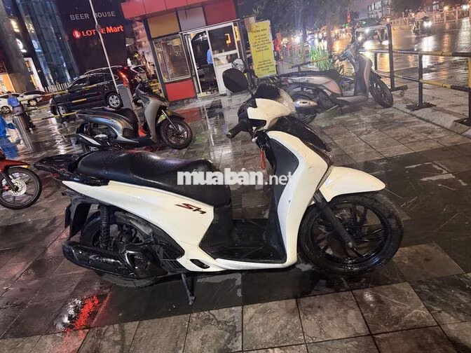 Honda SH 150i Trắng Việt Nam