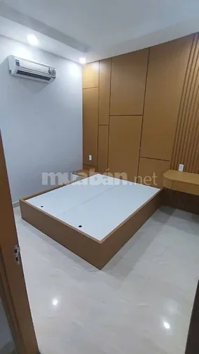 NGAY BƯU ĐIỆN QUẬN 5 - ĐƯỜNG MẠC CỬU. GIÁ NGỘP: 4Tỷ840/ 5,6x13m (75m2)