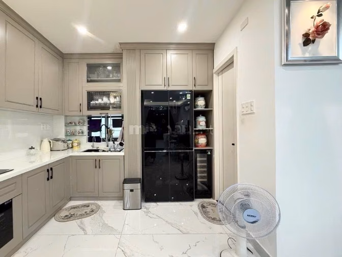 Bán nhà ngang 5.2m Mặt tiền Hồ Biểu Chánh, Phú Nhuận. Giá chỉ 3 Tỷ 880