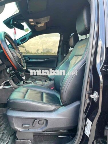 Wildtrak 2 cầu lên nhiều đồ bán tại hãng Ford
