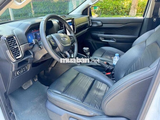 Ford Ranger SPORT 2 cầu 4x4 2024 Trắng