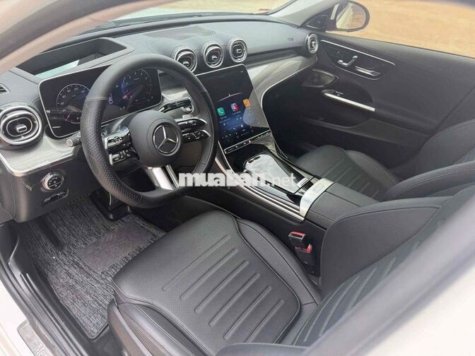 Mercedes-Benz C300 V2 2025 Trắng 4,700km