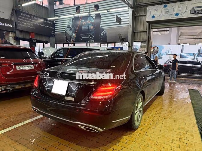 Mercedes-Benz E200 2019 Đen 38000 km