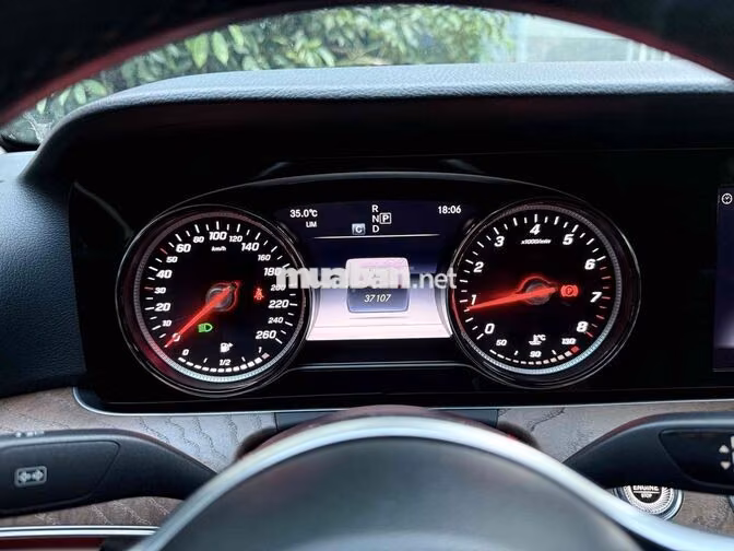 Mercedes-Benz E200 2019 Đen 38000 km