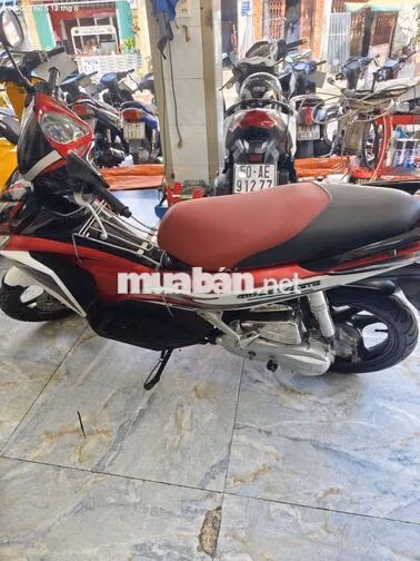 Honda Air Blade Fi đời 2012 Trắng đỏ biển số TP