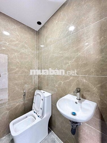 Phòng mới giá rẻ gần ĐH kiến trúc, Sư Phạm kỹ thuật, ngã tư Bình Thái