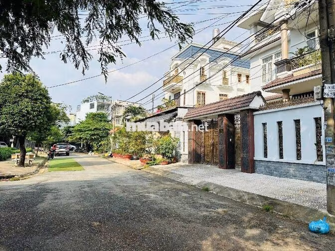 246M ĐẤT TRỐNG XÂY BIỆT THỰ, GẦN CHỢ LINH TRUNG, CHỈ 20 TY