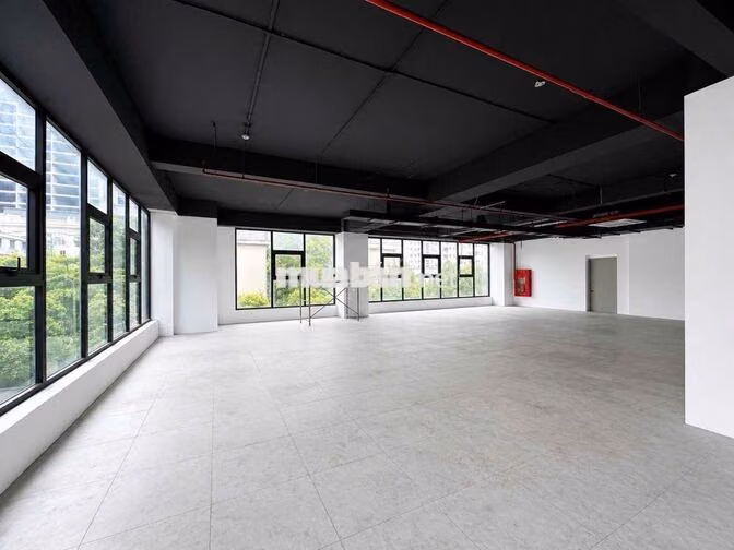CHO THUÊ VĂN PHÒNG 300M² – THĂNG LONG TOWER, 33 MẠC THÁI TỔ, CẦU GIẤY