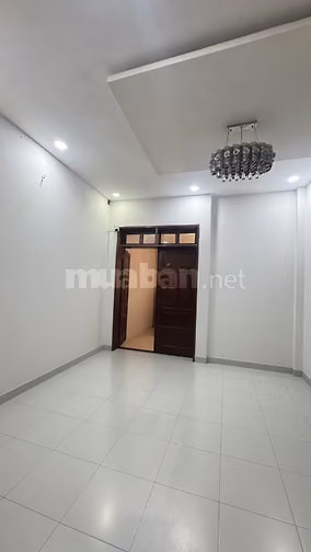 Chính chủ cần bán Âu cơ có 4 tầng 5 phòng 64m2 hẻm 5m