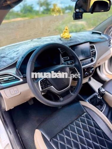 Hyundai Accent 2021 MT bản full Trắng