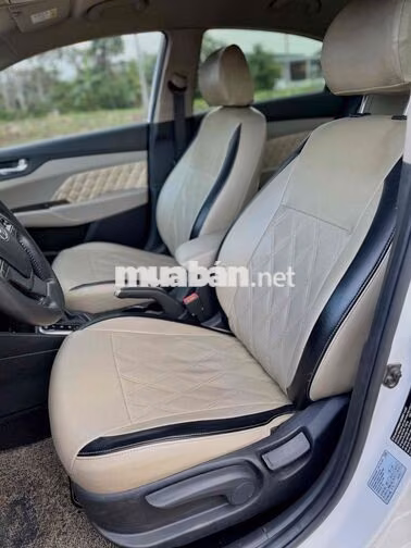 Hyundai Accent 2020 Tự động 83.000 km Trắng