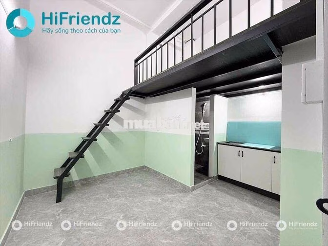 GÁC CỬA SỔ KẾ HỌC VIỆN HÀNG KHÔNG