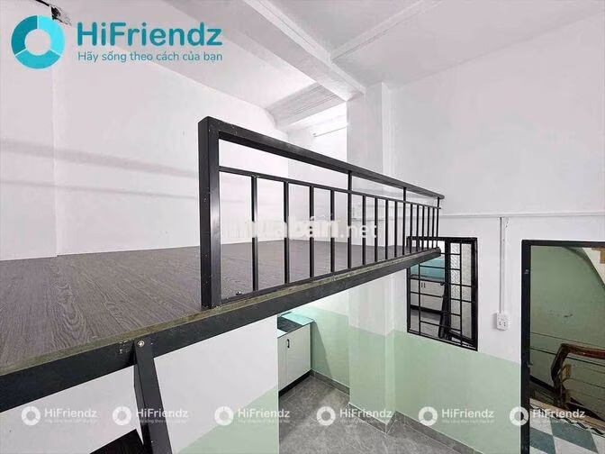 GÁC CỬA SỔ KẾ HỌC VIỆN HÀNG KHÔNG