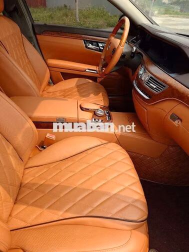 2005 - 156896 km