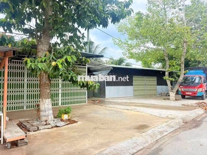 NHÀ 251 M2 MẶT TIỀN HUỲNH TẤN PHÁT_ PHÚ TÂN VĨNH LONG