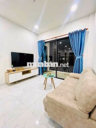 Cho thuê Charm City ngay vincom dĩ an 2PN 2Wc giá 8triệu full nội thất
