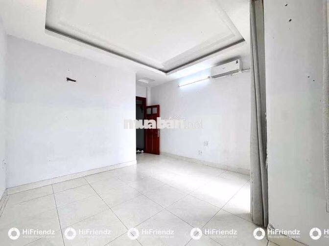 PHÒNG KHÔNG GÁC - SẴN MÁY LẠNH - GẦN CHỢ - HƯƠNG LỘ 2