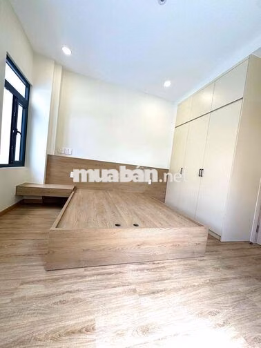 NHÀ ĐẸP, SỔ RIÊNG, DỌN VÀO Ở NGAY.HẺM THÔNG 5M . NGAY KHU LỮ GIA