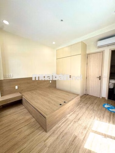 NHÀ ĐẸP, SỔ RIÊNG, DỌN VÀO Ở NGAY.HẺM THÔNG 5M . NGAY KHU LỮ GIA