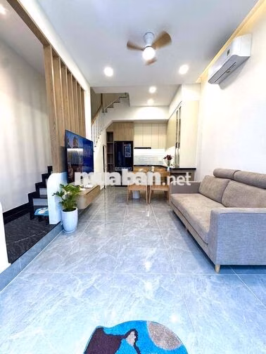 NHÀ ĐẸP, SỔ RIÊNG, DỌN VÀO Ở NGAY.HẺM THÔNG 5M . NGAY KHU LỮ GIA
