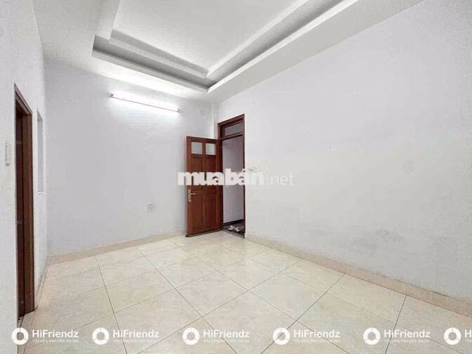 TRỐNG SẴN 2 PHÒNG CÓ BAN CÔNG, CỬA SỔ TRỜI GẦN BỐN XÃ HOÀ BÌNH