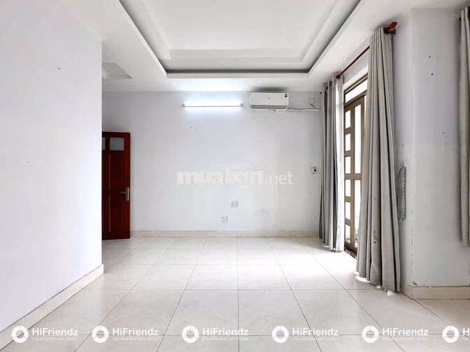 PHÒNG KHÔNG GÁC - SẴN MÁY LẠNH - GẦN CHỢ - HƯƠNG LỘ 2