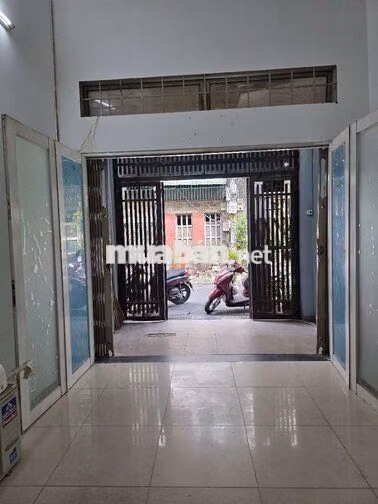 CHỦ GẤP BÁN GIẢM GẦN 1 TỶ - HXH NÉ NHAU - ĐI BỘ QUA SÂN BAY T3