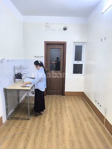 Chính chủ em cho thuê căn chung cư 2 phòng ngủ toà CT10A Đại Thanh