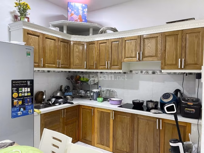 Nhà 48m2 hẻm 6m cách 1 căn ra mặt tiền Nguyễn Kim, gần BV Chợ Rẫy, Sân