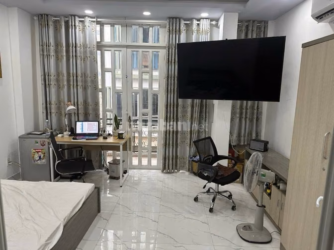 Nhà 48m2 hẻm 6m cách 1 căn ra mặt tiền Nguyễn Kim, gần BV Chợ Rẫy, Sân