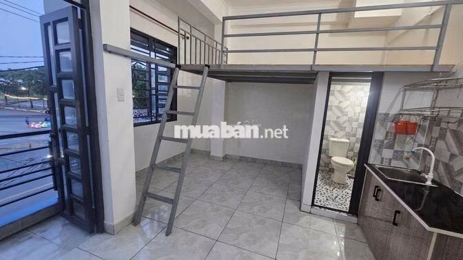 DUPLEX CỬA SỔ TRỜI CỰC THOÁNG NGAY DƯƠNG THỊ MƯỜI 